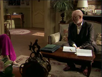 Azevedo estrecha su relación con Mariola Azevedo estrecha su relación con Mariola