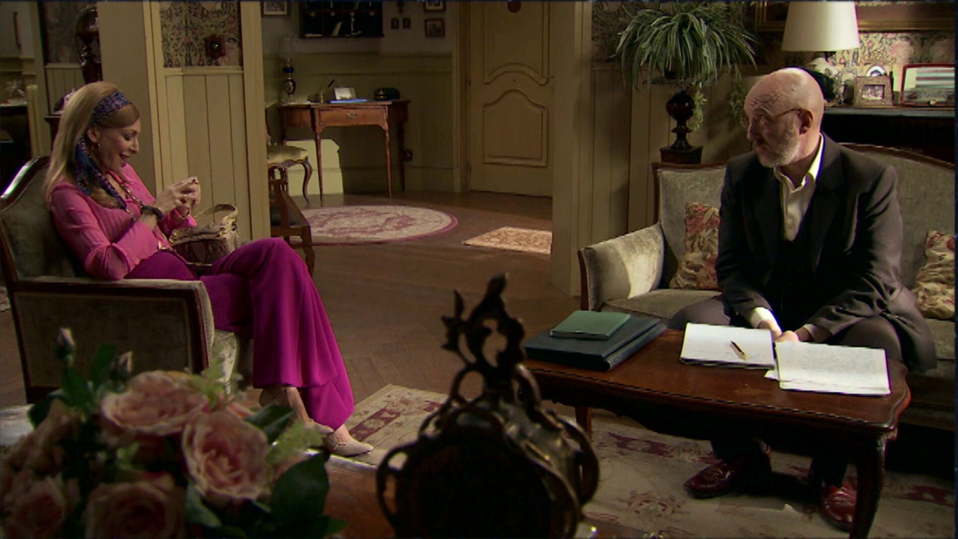 Azevedo estrecha su relaci&oacute;n con Mariola