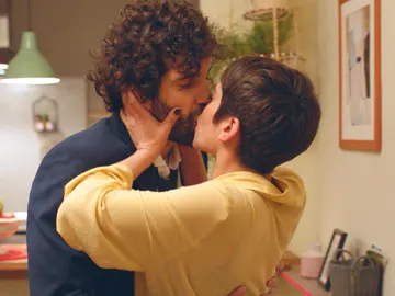 Carmen y Yago se dejan llevar por el deseo Carmen y Yago se dejan llevar por el deseo