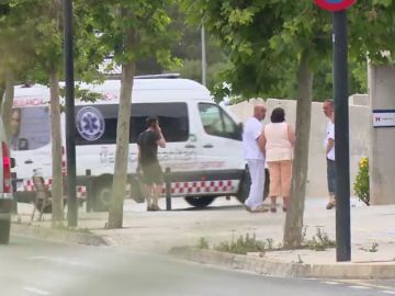 Un joven británico se tira del balcón de un hotel de Ibiza huyendo de la Guardia Civil Un joven británico se tira del balcón de un hotel de Ibiza huyendo de la Guardia Civil