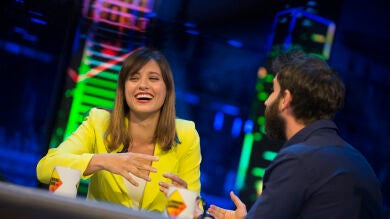 Michelle Jenner cuenta en 'El Hormiguero 3.0' la diferencia entre el amor de un perro y un gato