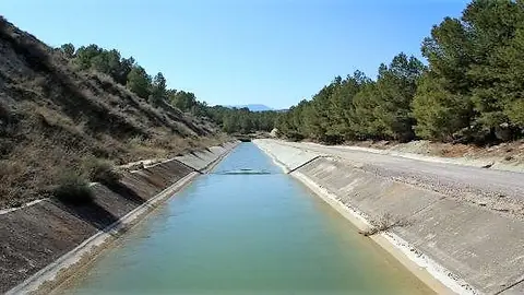 Canal del trasvase Tajo-Segura Canal del trasvase Tajo-Segura