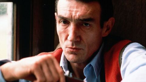Fotograma de Derrick O'Connor en 'Arma Letal 2'