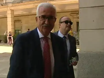 Declara como testigo en el juicio de los ERE el vicepresidente de la Junta andaluza Declara como testigo en el juicio de los ERE el vicepresidente de la Junta andaluza