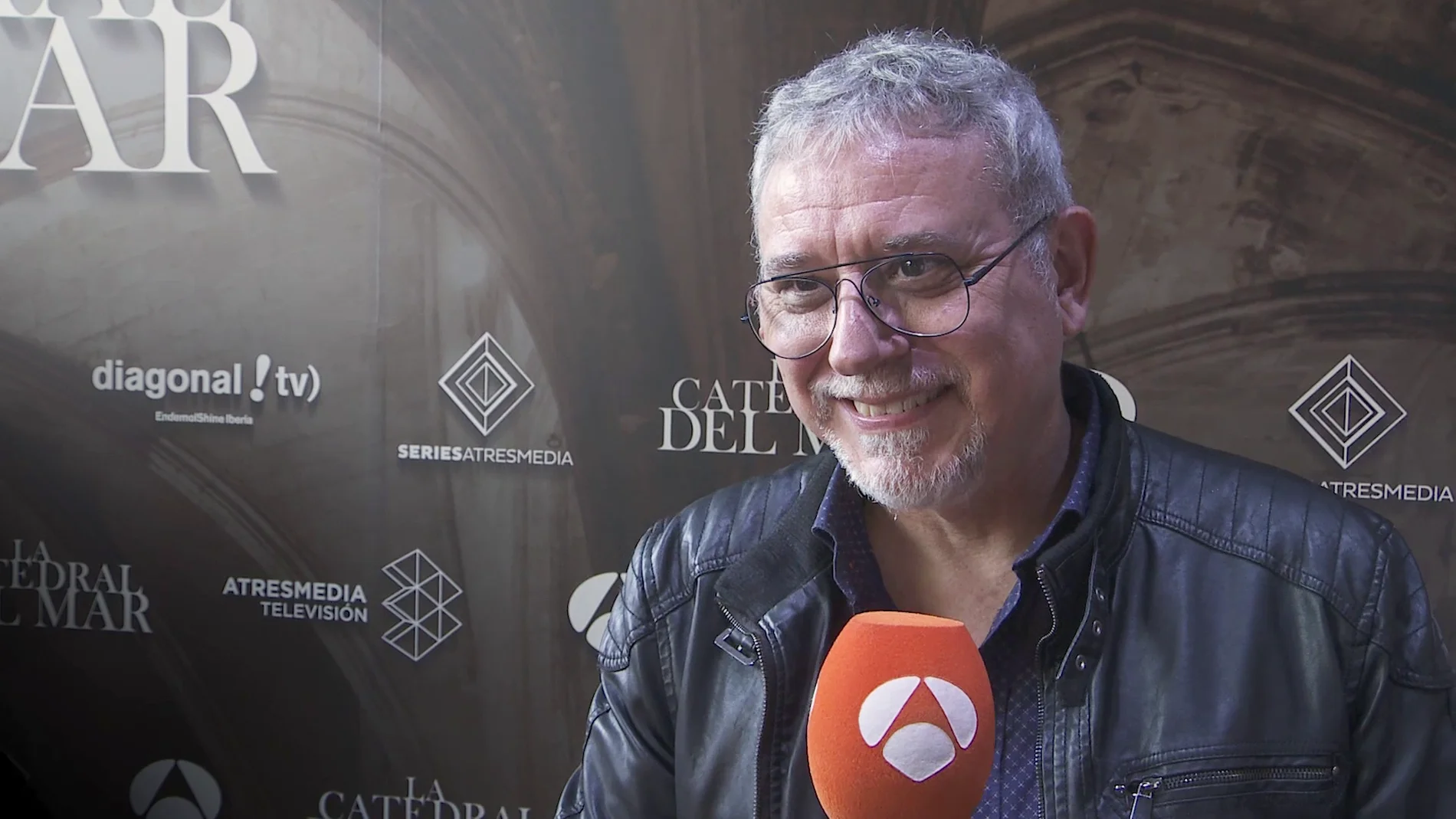 Jordi Frades, director de 'La Catedral del Mar', se enfrenta al test más complicado sobre la serie