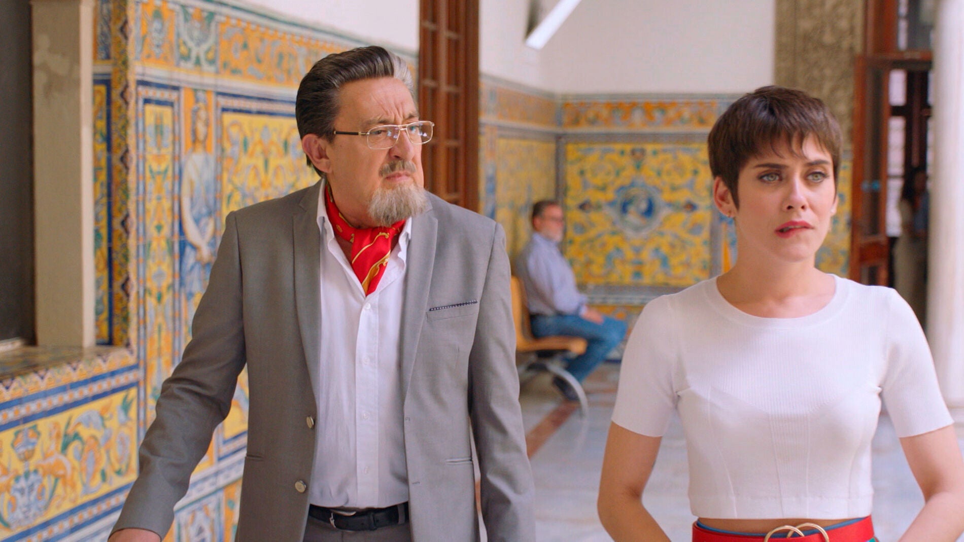 Carmen vuelve a meterse en problemas: "Tenemos que cerrar la cl&iacute;nica"