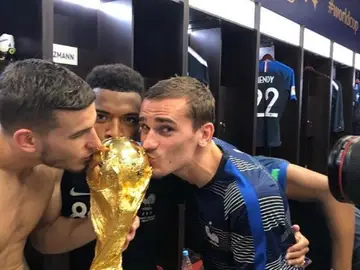 Lucas, Lemar y Griezmann, los tres jugadores del Atlético campeones del mundo Lucas, Lemar y Griezmann, los tres jugadores del Atlético campeones del mundo