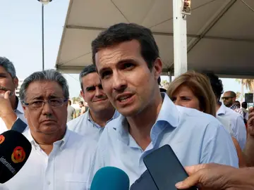 Antena 3 Noticias Fin de Semana (15-07-18) Cruce de declaraciones entre Casado y Santamaría por la no celebración del debate antes del Congreso del PP Antena 3 Noticias Fin de Semana (15-07-18) Cruce de declaraciones entre Casado y Santamaría por la no celebración del debate antes del Congreso del PP