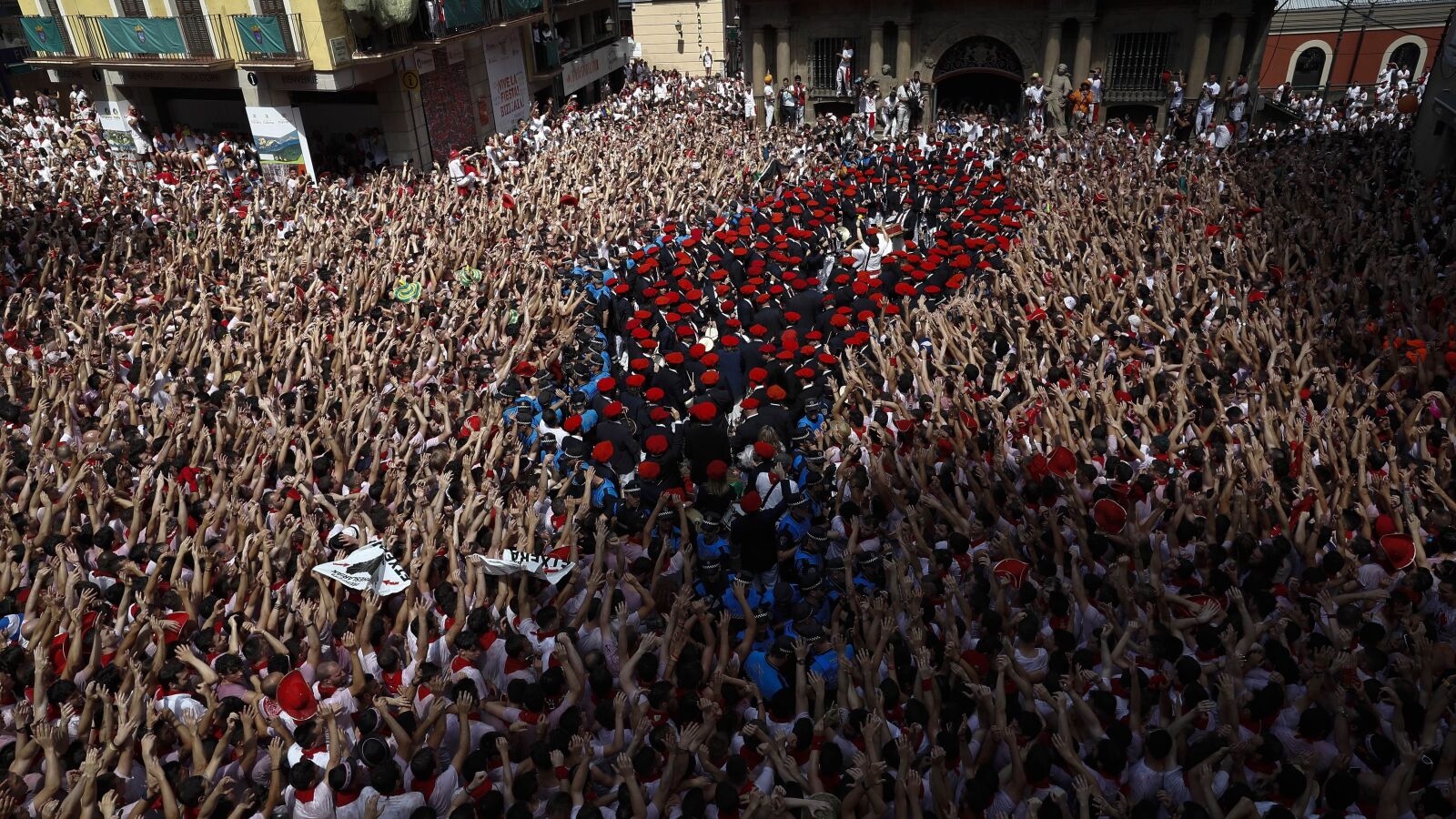 Se reducen a la mitad las denuncias por abusos sexuales en unos Sanfermines marcados el mensaje de 'Tolerancia cero'
