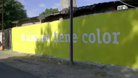 Boa Mistura transforma la Cañada Real, allí "El Alma no tiene color" Boa Mistura transforma la Cañada Real, allí "El Alma no tiene color"