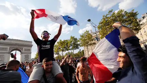 Euforia francesa en París Euforia francesa en París