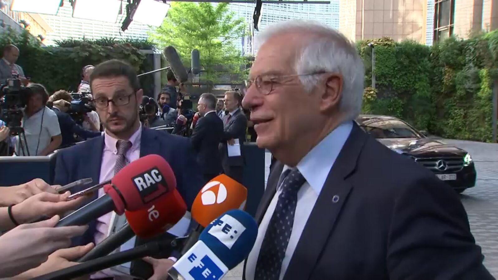 Borrell califica de 