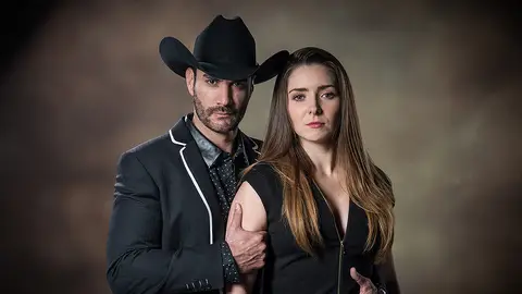 La doble vida de Estela Carrillo Novelas Nova