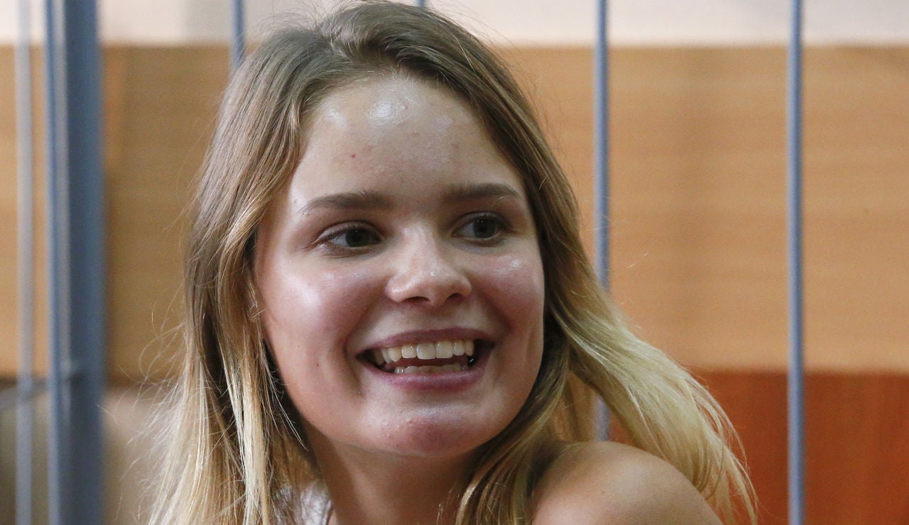 Veronika Nikulshina Veronika Nikulshina