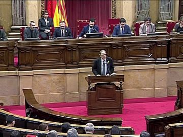  El Constitucional suspende la moción independentista aprobada por el Parlament