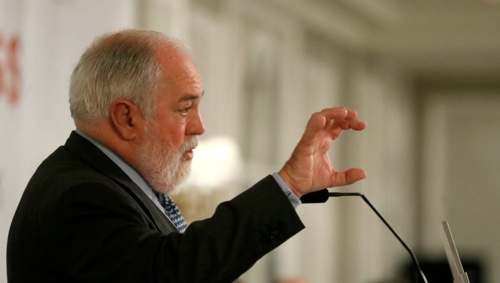El comisario europeo de Acción por el Clima y Energía, Miguel Arias Cañete