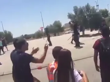 Cargas policiales y dos detenidos durante la segunda jornada de huelga de Amazon Cargas policiales y dos detenidos durante la segunda jornada de huelga de Amazon
