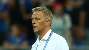 Heiimr Hallgrimsson, seleccionador islandés, durante un partido