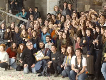 Los mensajes de despedida de los actores y el equipo de ‘La Catedral del Mar’ Los mensajes de despedida de los actores y el equipo de ‘La Catedral del Mar’