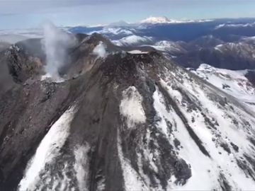 Aumenta la actividad del volcán Chillán, en Chile