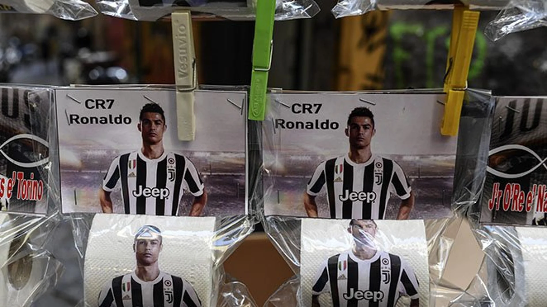 Papel higiénico con la cara de Ronaldo Papel higiénico con la cara de Ronaldo