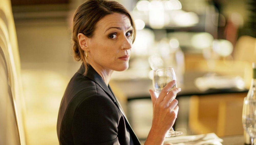 Suranne Jones es Gemma Foster
