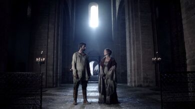 Arnau consigue la libertad despidiéndose para siempre de Francesca y Aledis 