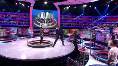 Una concursante enseña a bailar a Arturo Valls en '¡Ahora Caigo!'
