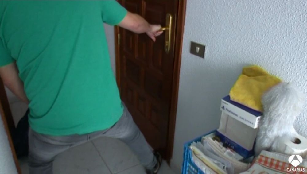 Graba el momento en el que entran a robar en su casa Graba el momento en el que entran a robar en su casa
