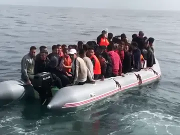 Rescatados ocho subsaharianos en el Estrecho Rescatados ocho subsaharianos en el Estrecho