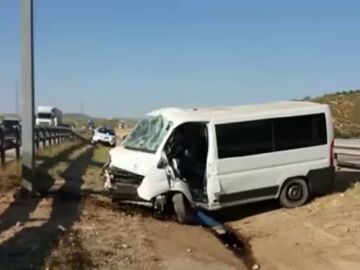 Un muerto y seis heridos, cuatro de ellos menores, en un accidente en la A-23 en Zaragoza