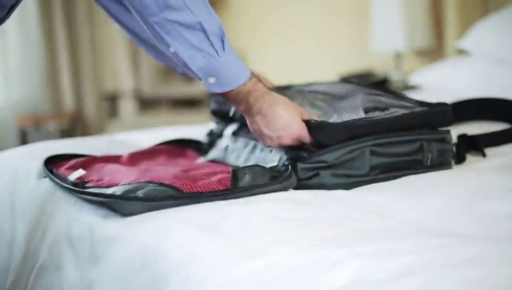 Una encuesta revela que los españoles encuentran imprescindible llevar jamón ibérico en su equipaje