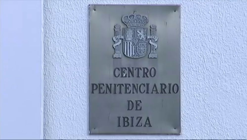 Dos britanicos a prisión por la presunta violación de una joven en Ibiza 
