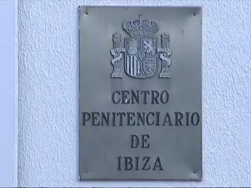 Dos britanicos a prisión por la presunta violación de una joven en Ibiza Dos britanicos a prisión por la presunta violación de una joven en Ibiza
