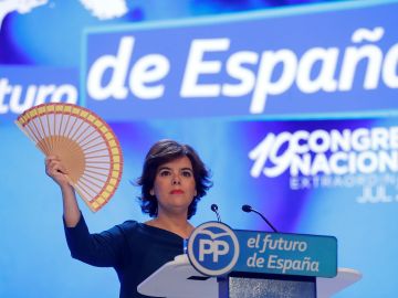La candidata a la Presidencia del PP, Soraya Sáenz de Santamaría, durante su intervención 