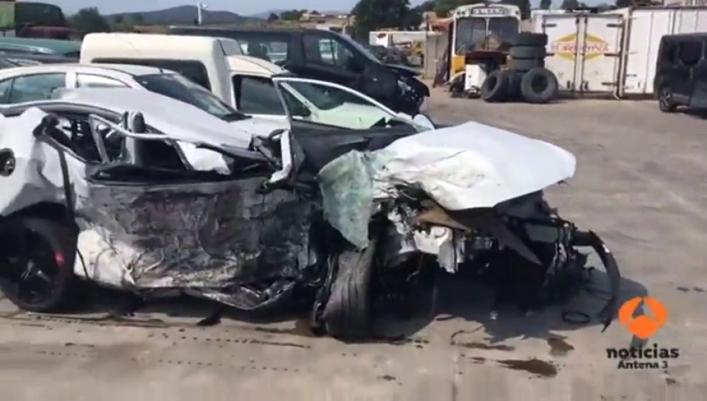 Cuatro muertos en un choque frontal entre un turismo y una furgoneta en Vidreres