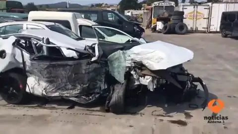 Cuatro muertos en un choque frontal entre un turismo y una furgoneta en Vidreres Cuatro muertos en un choque frontal entre un turismo y una furgoneta en Vidreres