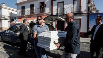 Funeral de la familia asesinada en Francia
