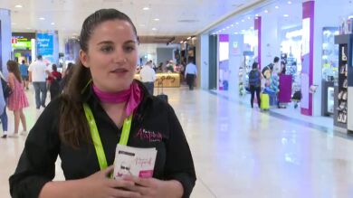 Los 'personal shopper' llegan a los aeropuertos: una ruta guiada para las compras de última hora 