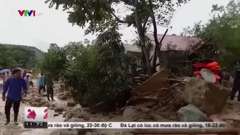 Al menos 20 muertos y 16 desaparecidos en las inundaciones en Vietnam Al menos 20 muertos y 16 desaparecidos en las inundaciones en Vietnam