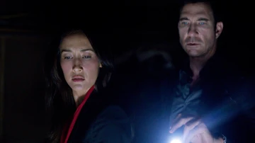 Jack y Beth encuentran una habitación secreta un nuevo ataque del 'stalker' Jack y Beth encuentran una habitación secreta un nuevo ataque del 'stalker'