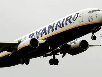 Un avión de la compañía irlandesa Ryanair Un avión de la compañía irlandesa Ryanair