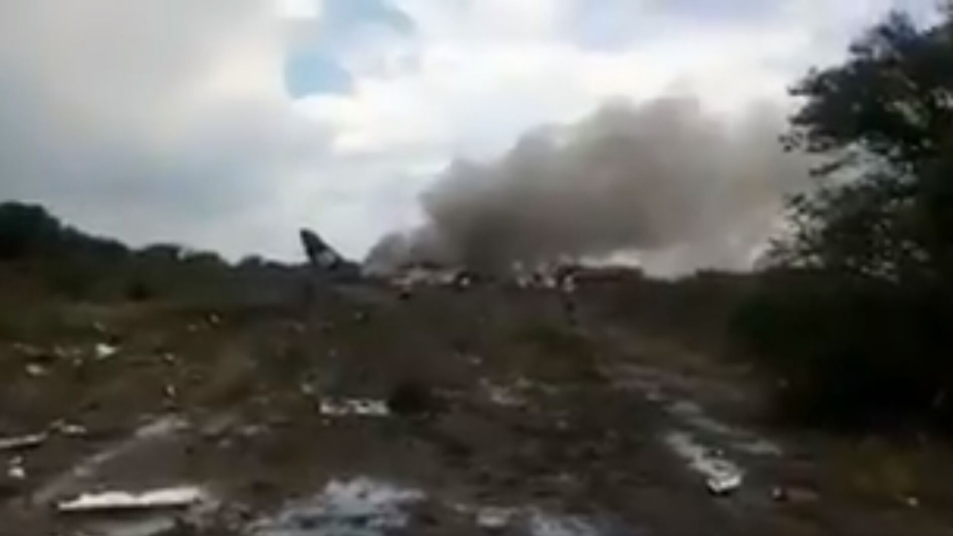 Imagen del avi&oacute;n estrellado en M&eacute;xico