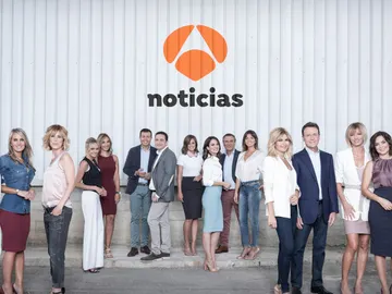 El equipo de Antena 3 Noticias al completo El equipo de Antena 3 Noticias al completo