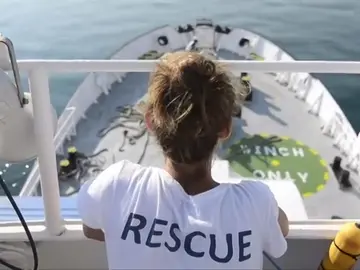 El buque 'Aquarius' regresa al Mediterráneo tras escalar en Marsella El buque 'Aquarius' regresa al Mediterráneo tras escalar en Marsella