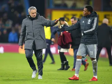 Mourinho y Martial, tras un partido del Manchester United Mourinho y Martial, tras un partido del Manchester United