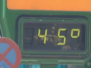 Termómetro marcando 45º Termómetro marcando 45º