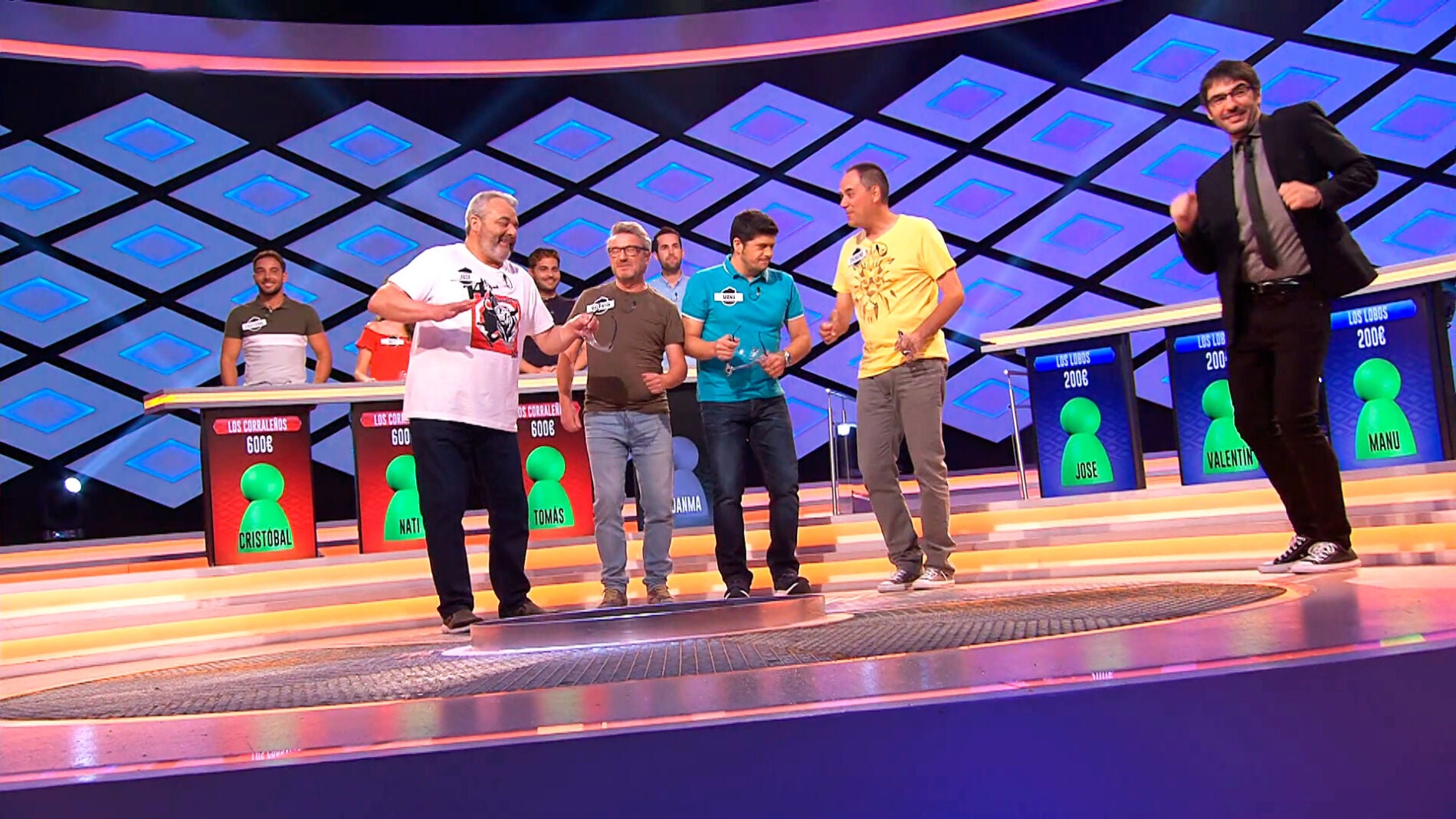 'Los Lobos' y Juanra Bonet bailan una canci&oacute;n muy veraniega en '&iexcl;Boom!'