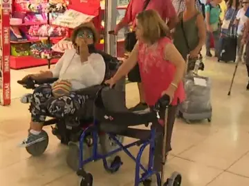 Personas con diversidad funcional disfrutan de unas vacaciones sin barreras Personas con diversidad funcional disfrutan de unas vacaciones sin barreras