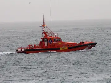 Imagen de archivo de una embarcación de Salvamento Marítimo Imagen de archivo de una embarcación de Salvamento Marítimo